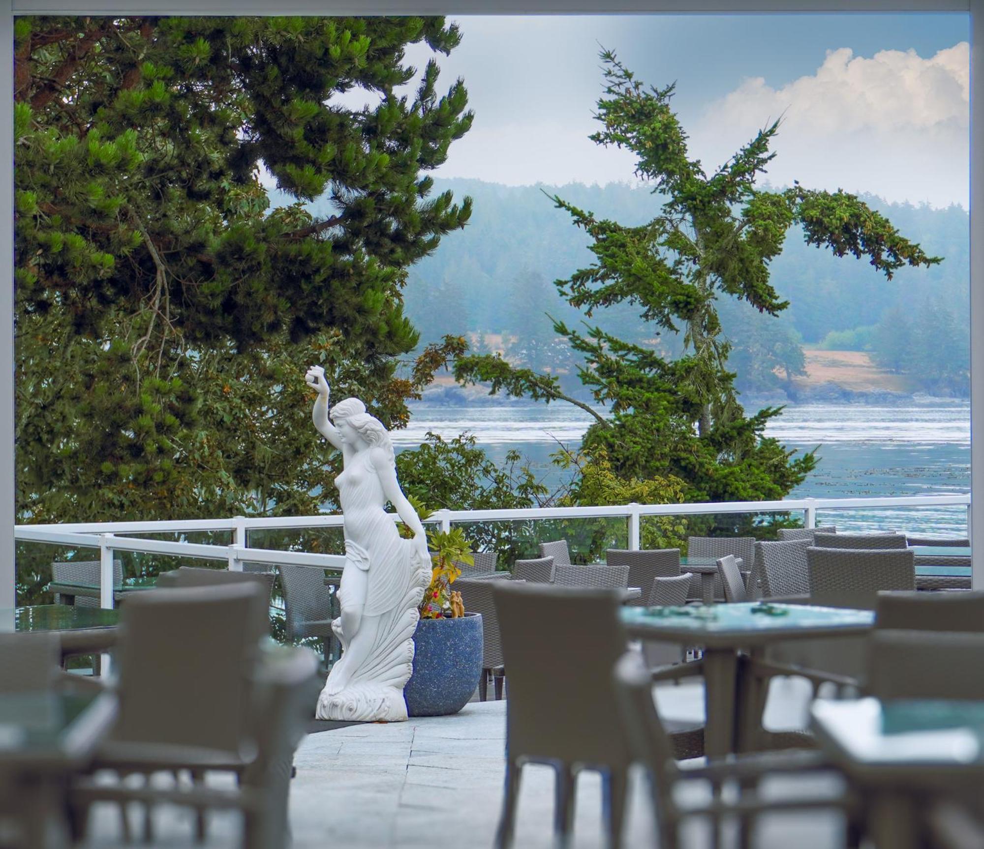 Отель Sooke Harbour House Экстерьер фото