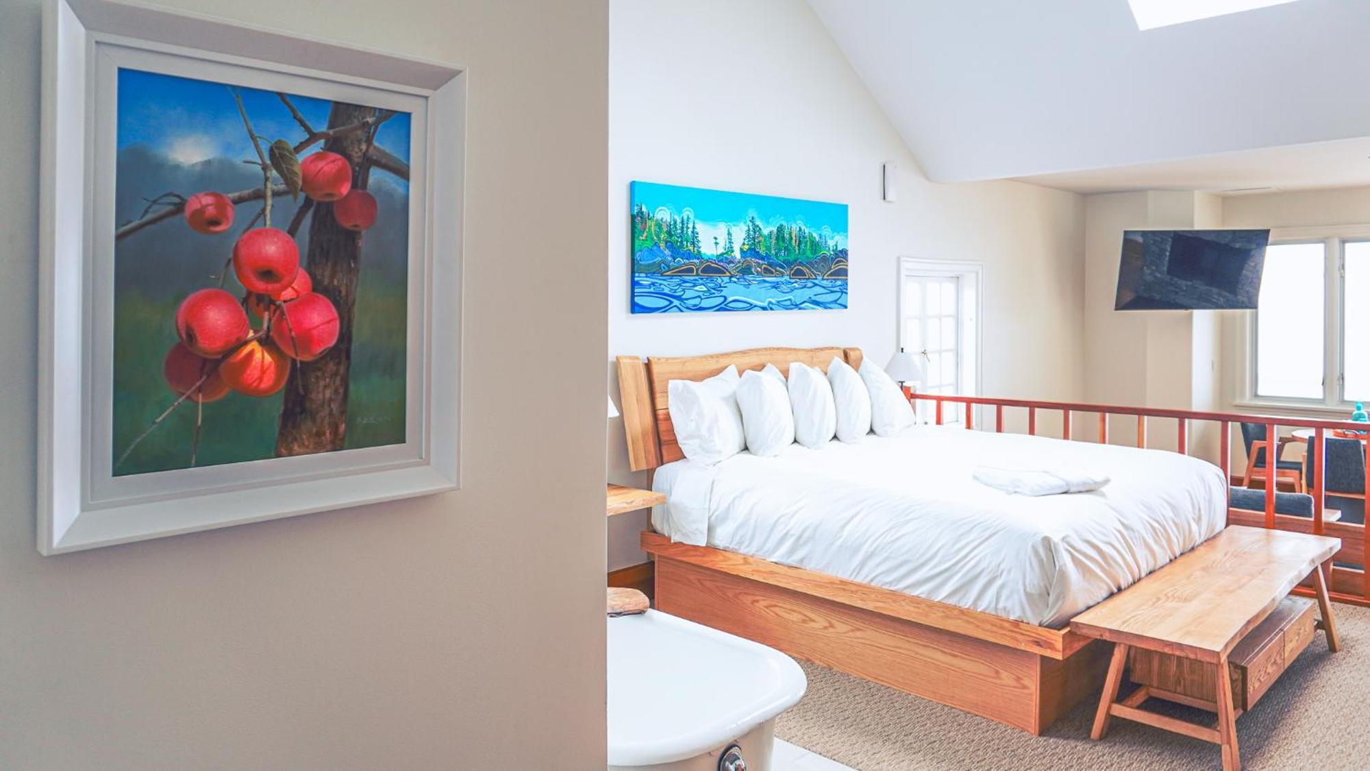 Отель Sooke Harbour House Экстерьер фото