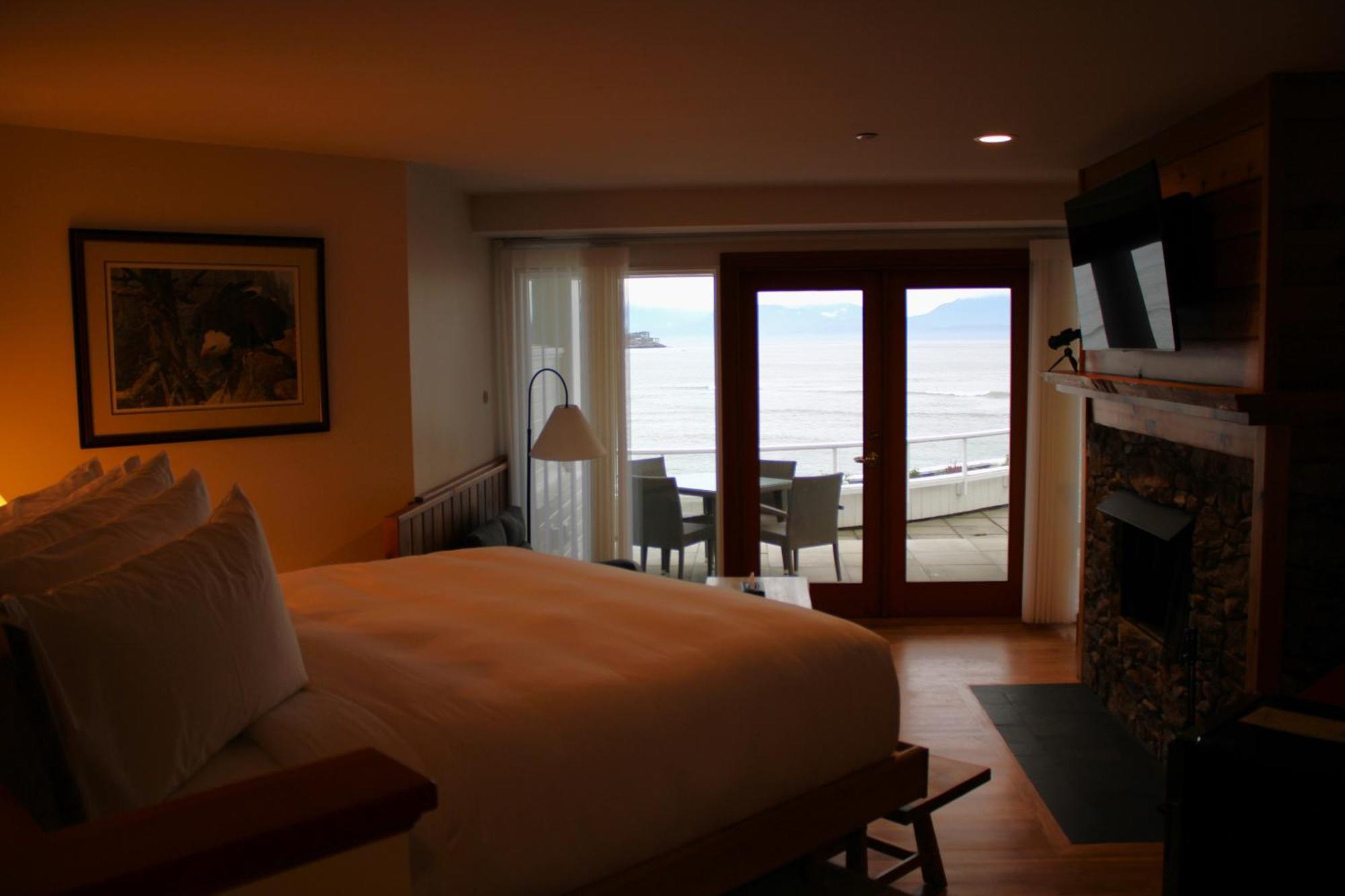 Отель Sooke Harbour House Экстерьер фото