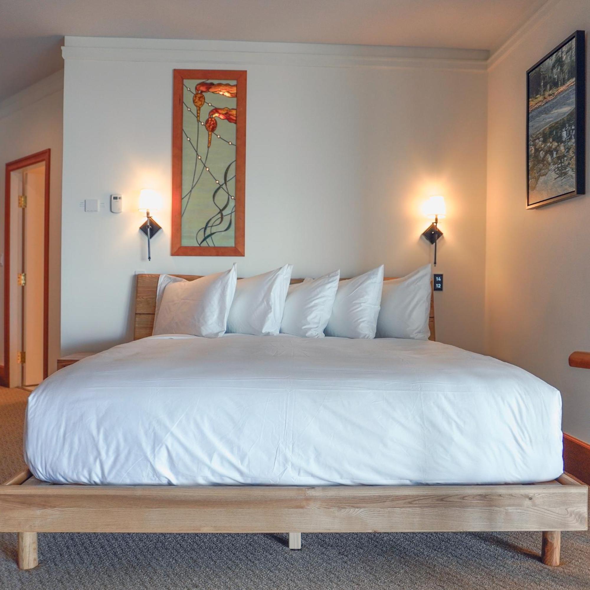 Отель Sooke Harbour House Экстерьер фото