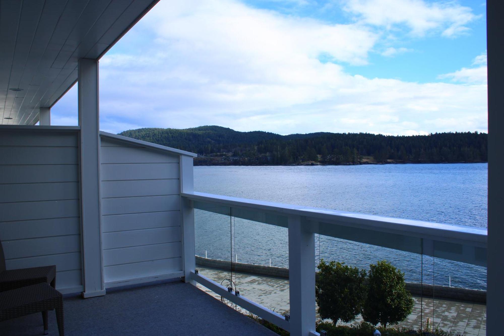 Отель Sooke Harbour House Экстерьер фото